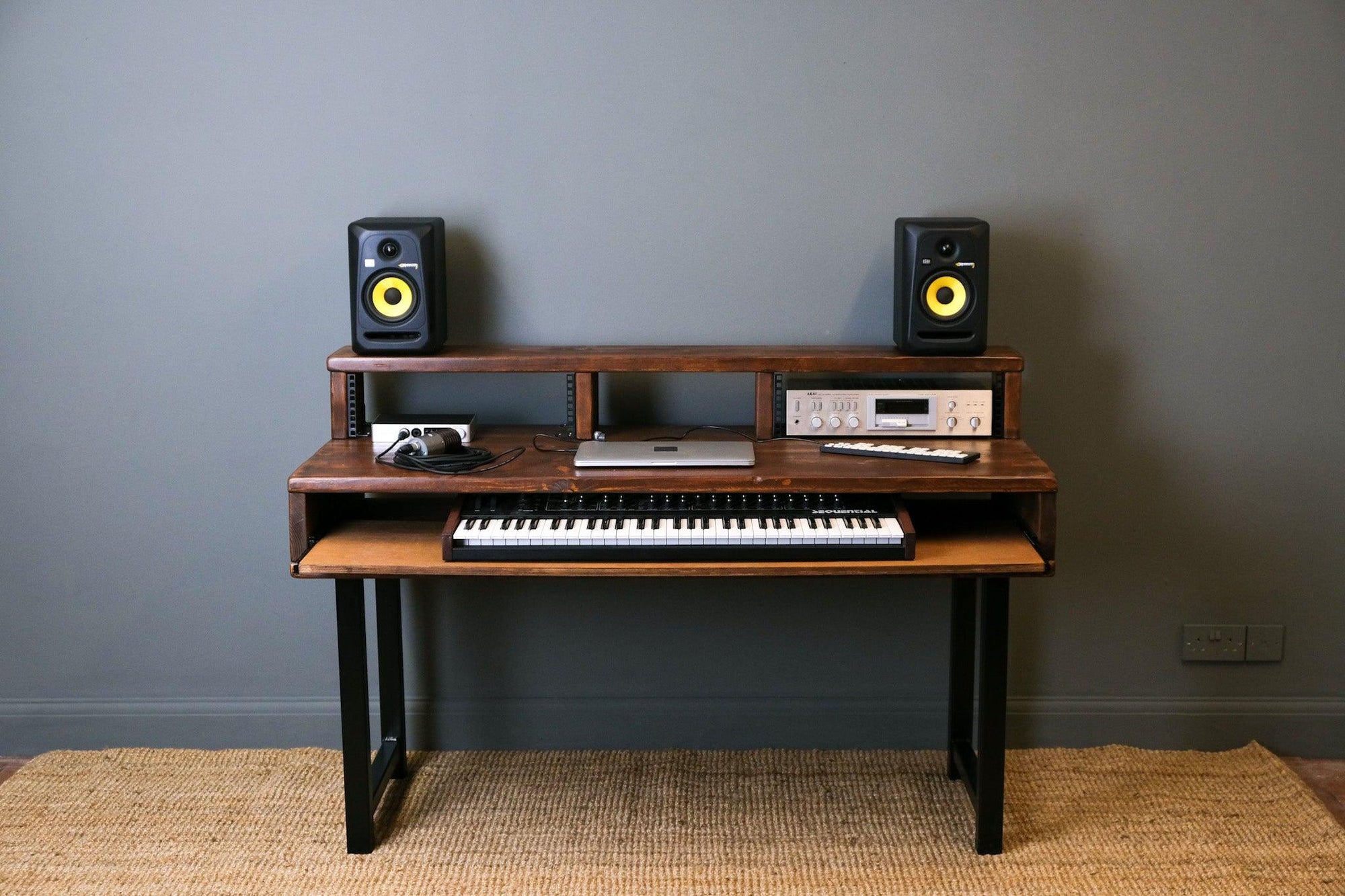 Studio Desk - Pastos Co