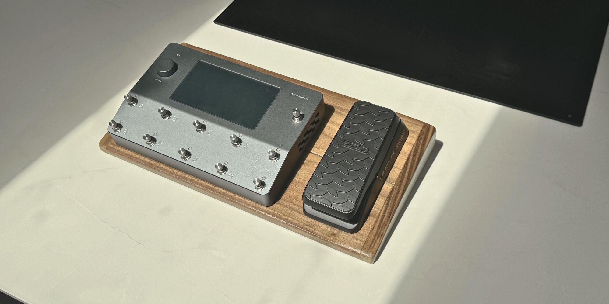 Hardwood Pedalboard