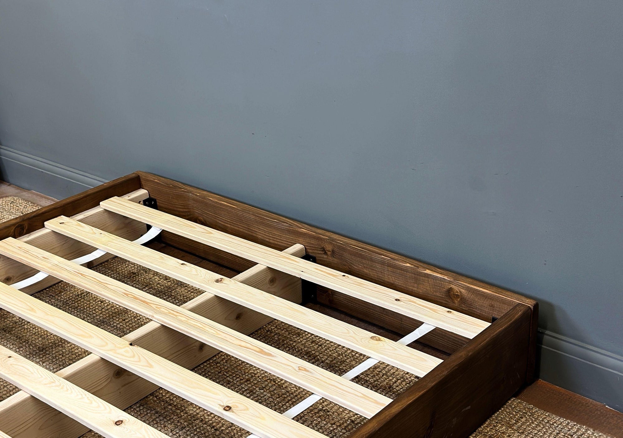 Wooden Bed Frame - Pastos Co