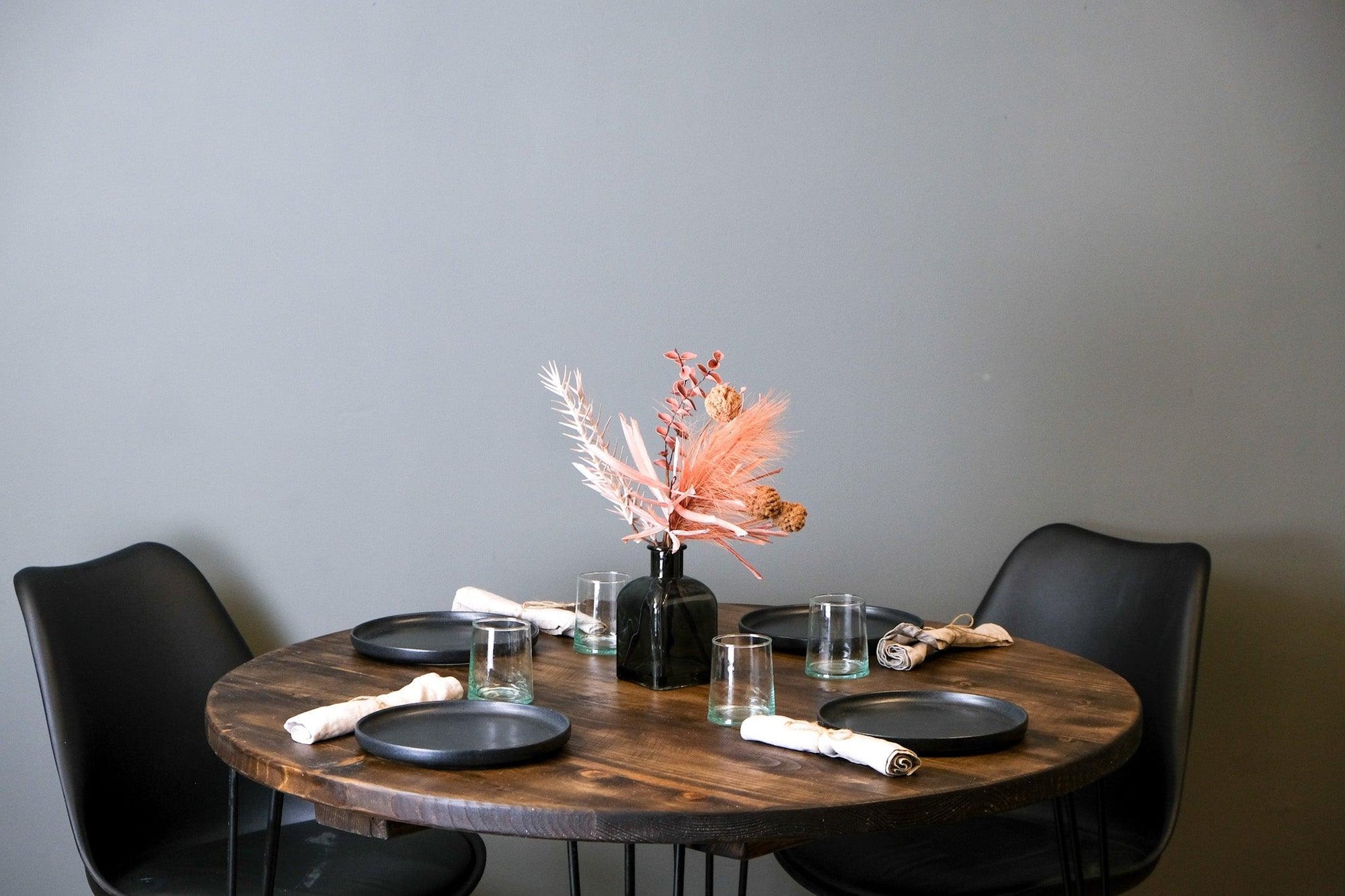 Round Dining Table - Pastos Co