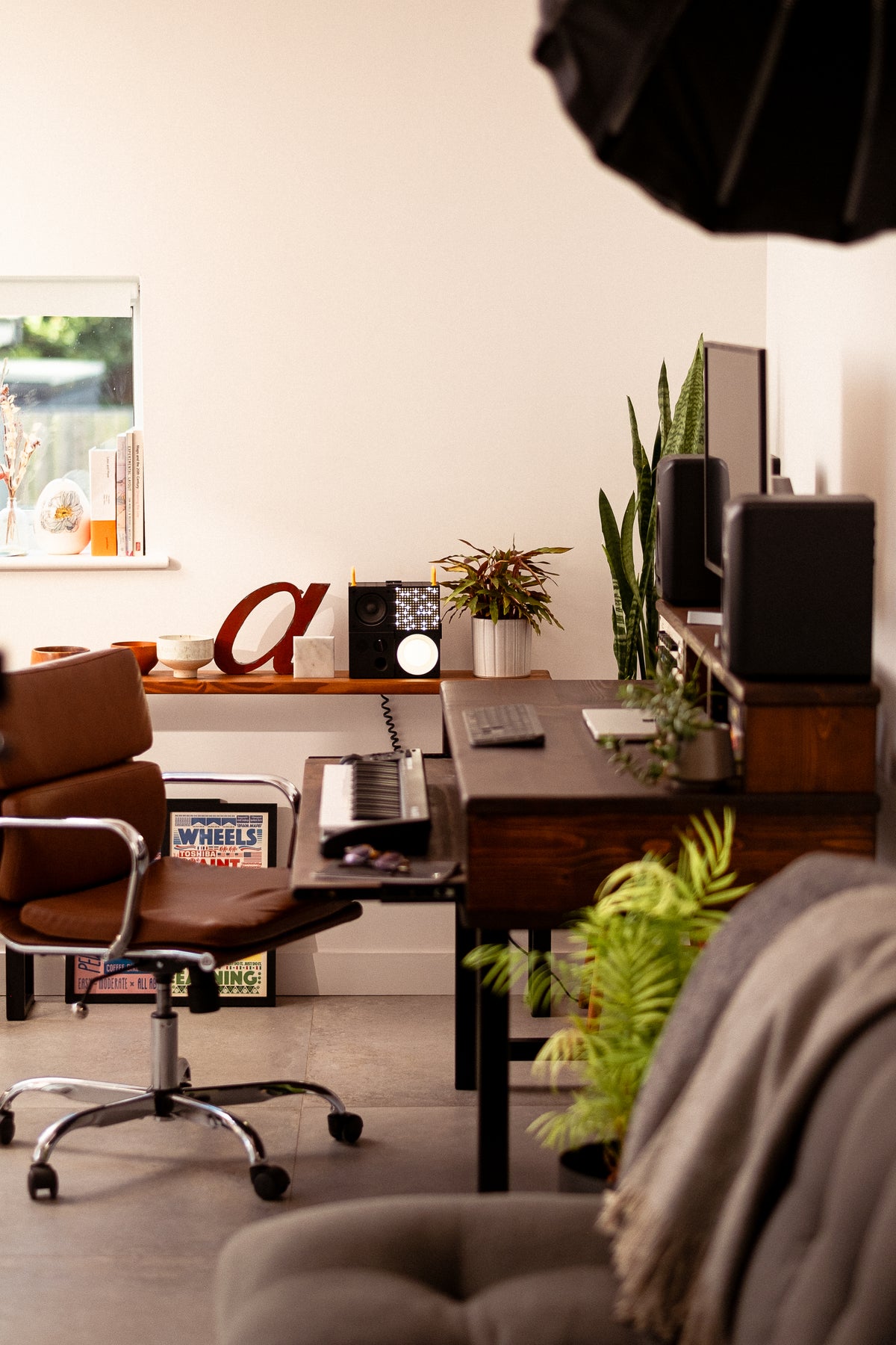 Pastos & Co | Solid Wood Studio Desk • Fully Customisable – Pastos Co