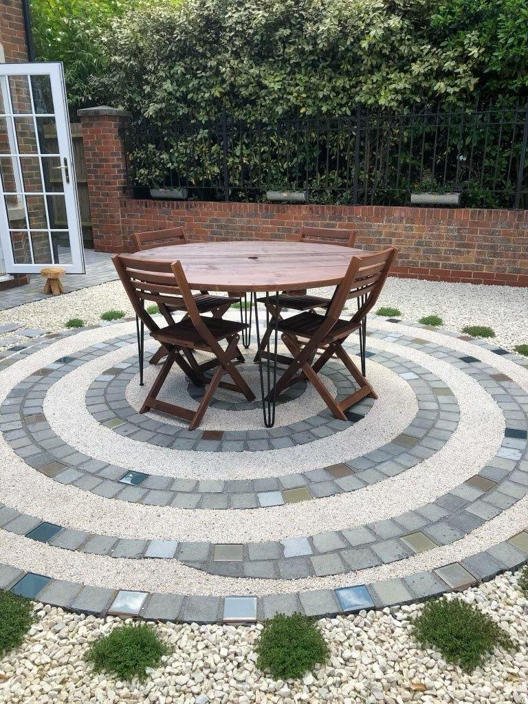 Outdoor Round Table - Pastos Co