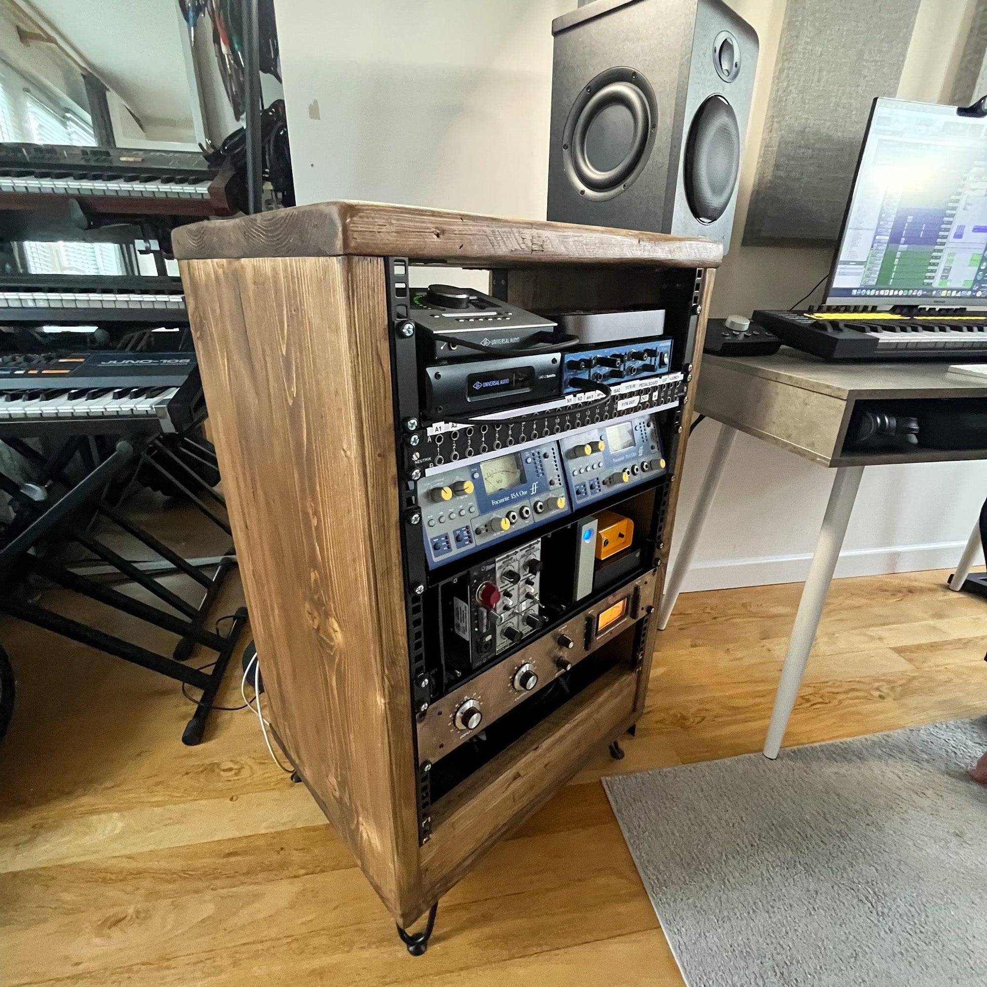 Studio Rack Unit - Pastos Co