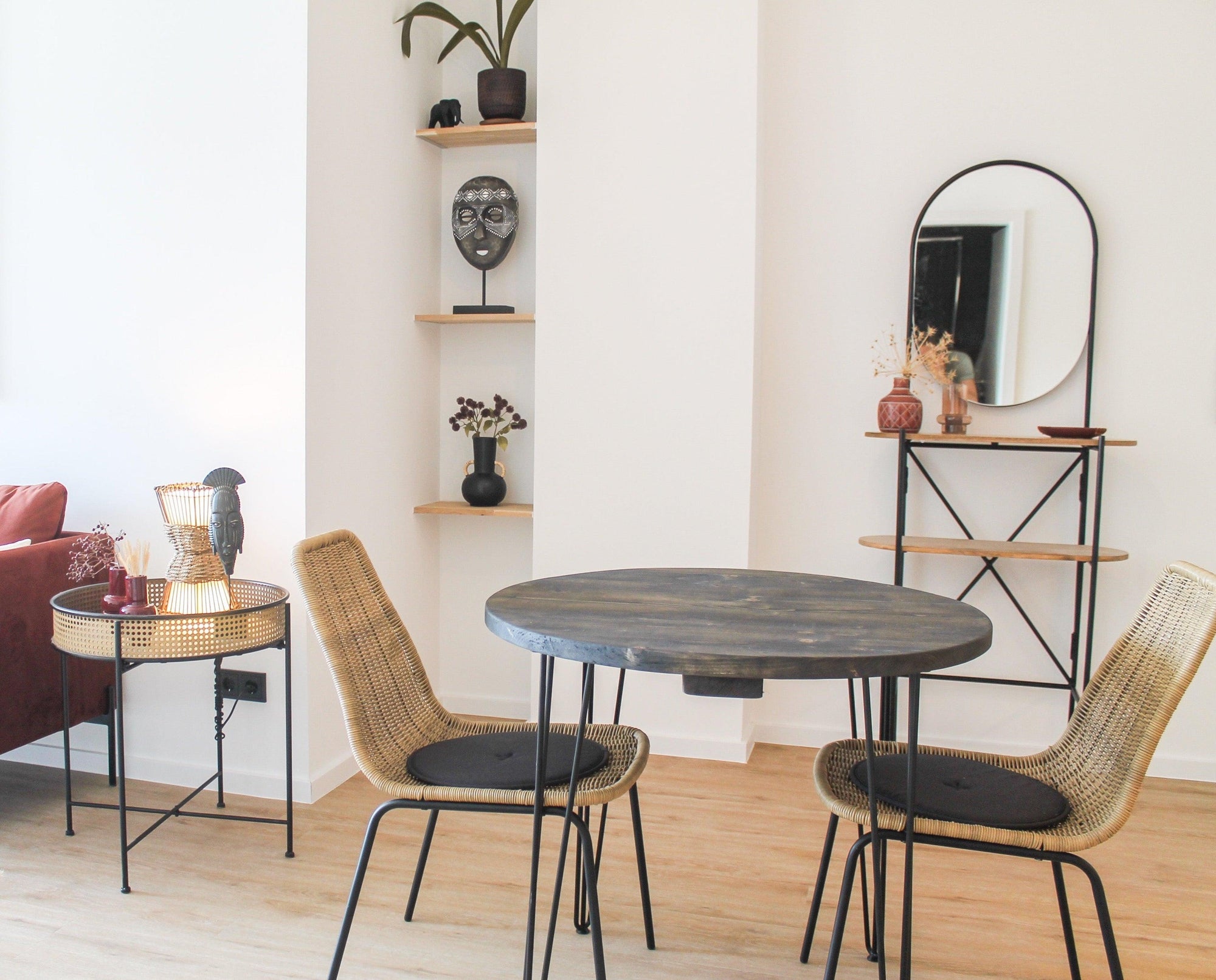 Round Dining Table - Pastos Co