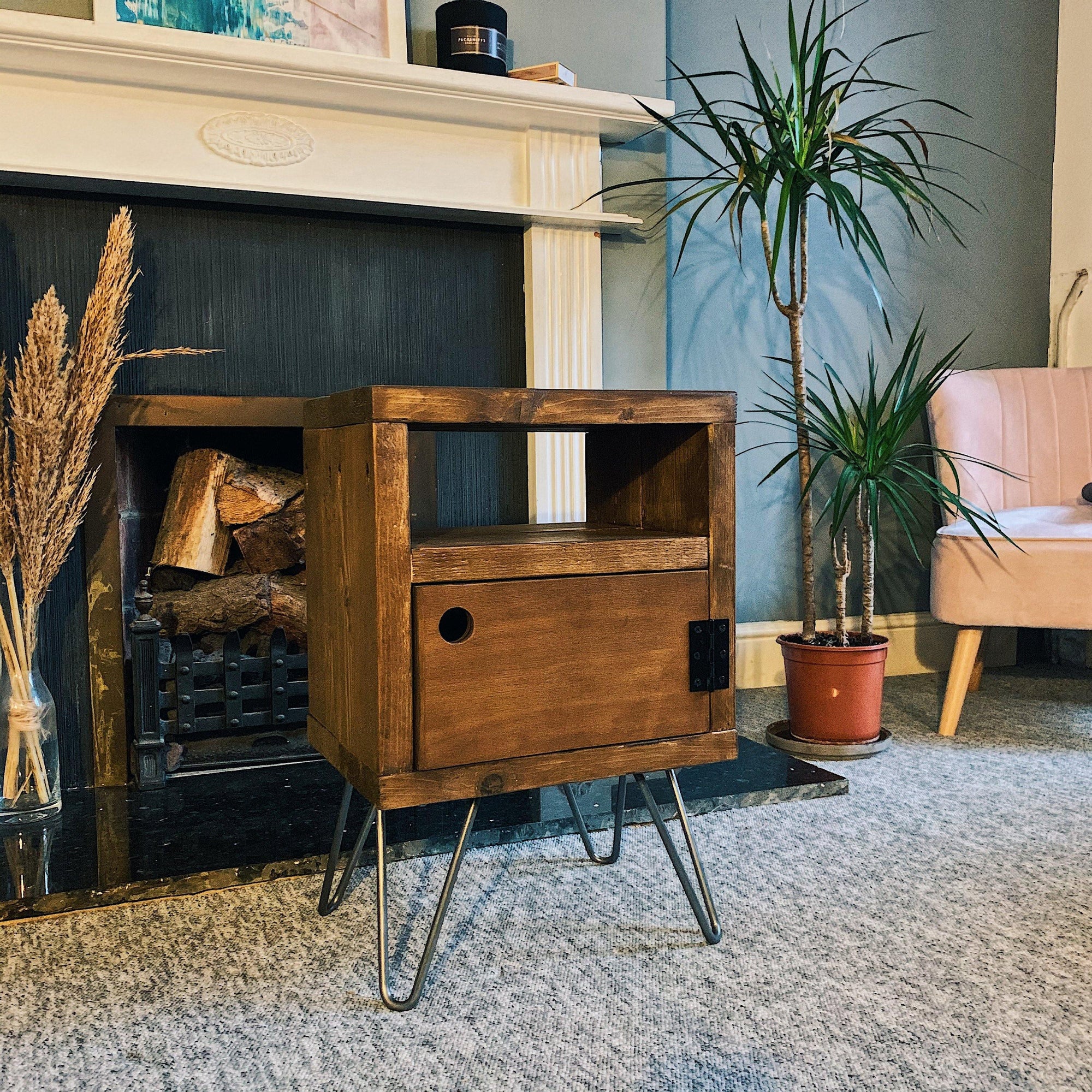 Bedside Cabinet - Pastos Co