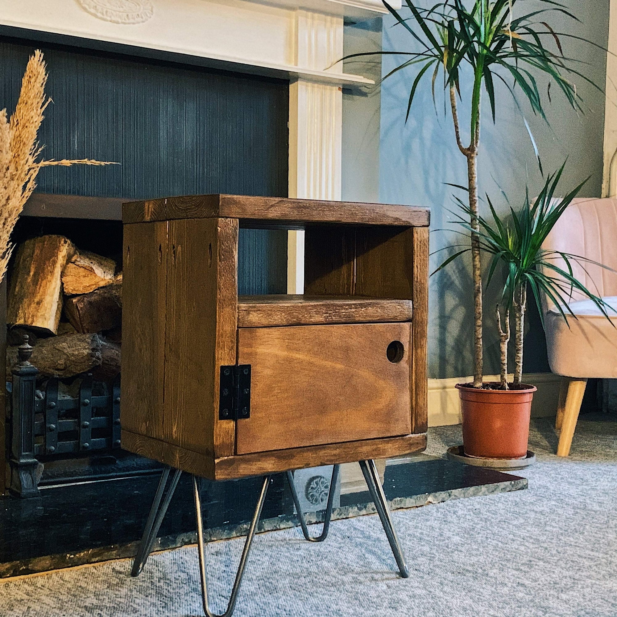 Bedside Cabinet - Pastos Co